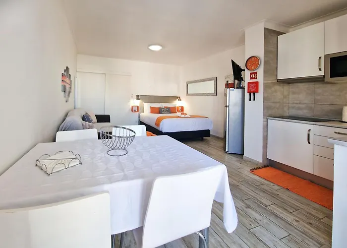 Estudio Da Rocha Peachy