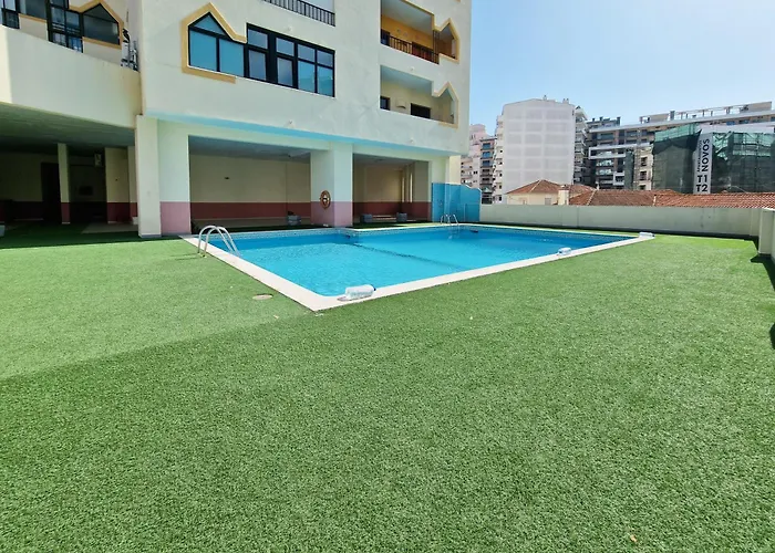 Estudio Da Rocha Peachy アパート